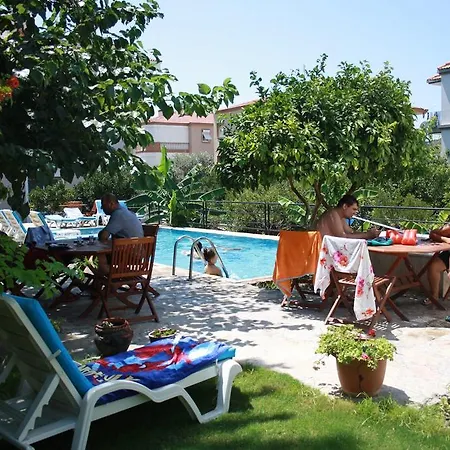 Ξενοδοχείο με διαμερίσματα Parla 2*