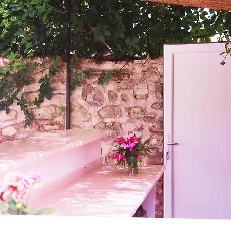 Ξενοδοχείο με διαμερίσματα Parla