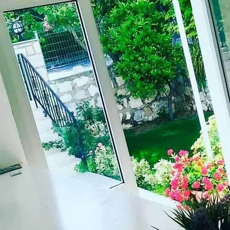 Parla Apartahotel Çeşme